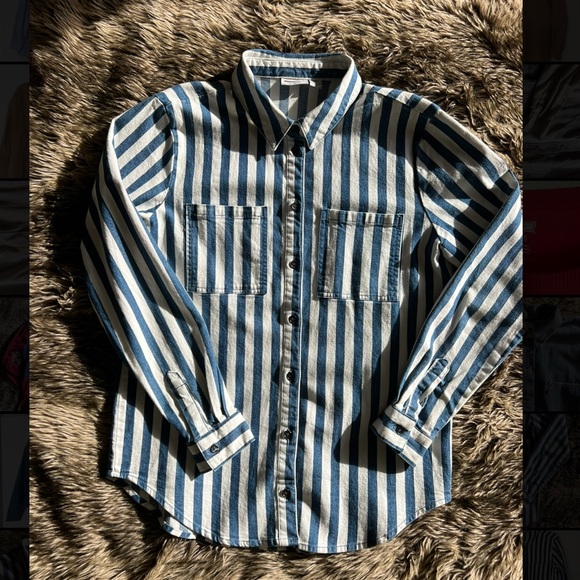 Striped Button up shirt (denim) - Picture 5 of 8